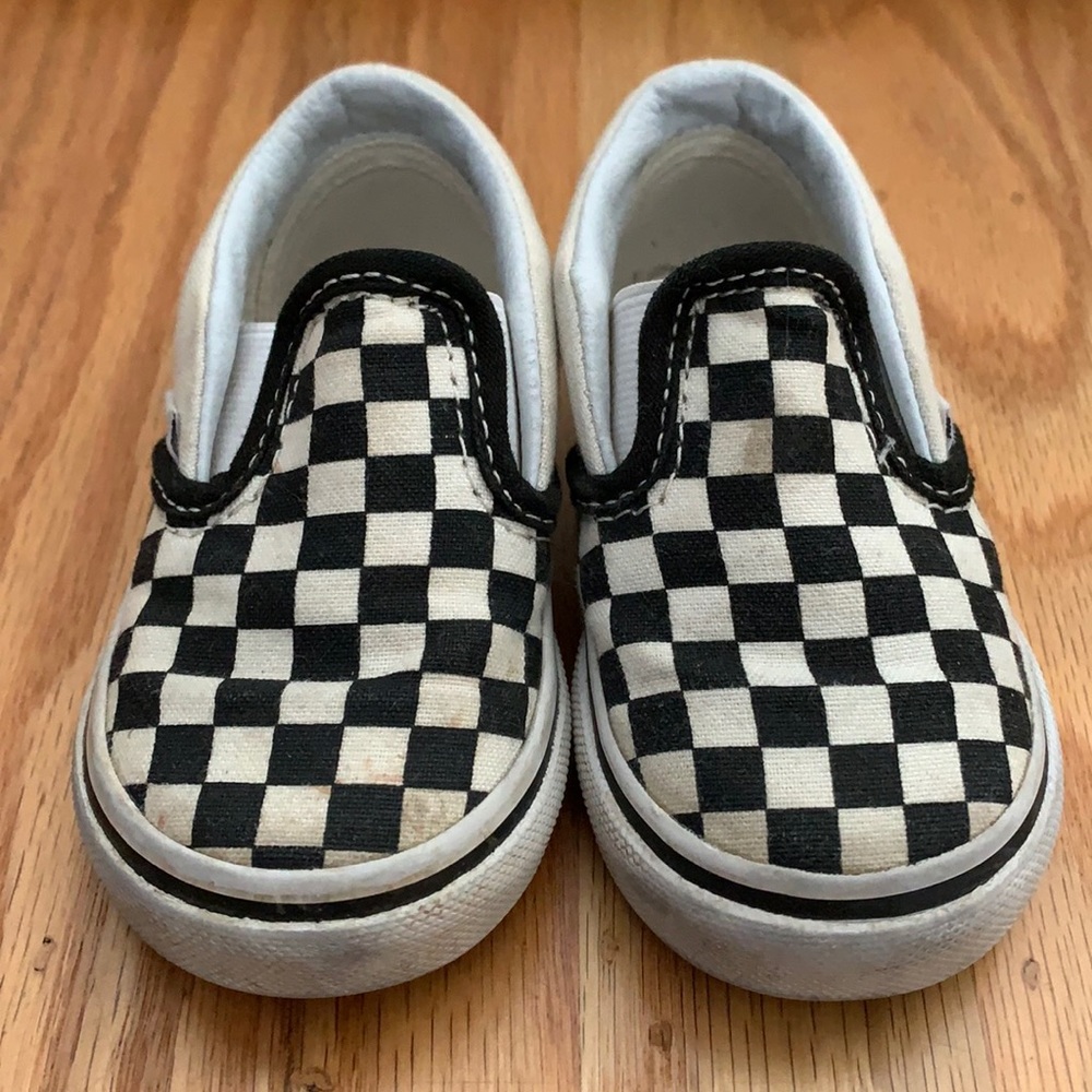Vans toddler black & white checkerboard slip on 5